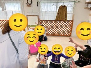 リトミック５月２１日訂正まねっここんにちは