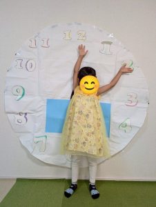 6月11日リトミック②とけい６