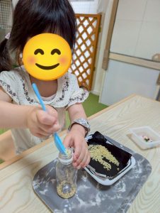 6月4日リトミック①マラカス作製１