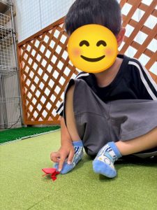 ６月18日リトミック③折り紙かえる２
