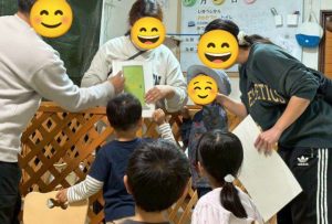 １０月リトミック②ハロウィン扉