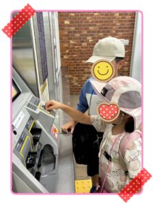 ③