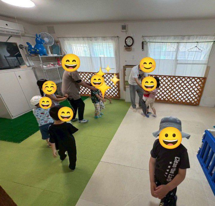 ６月リトミック③線路はつづくよ
